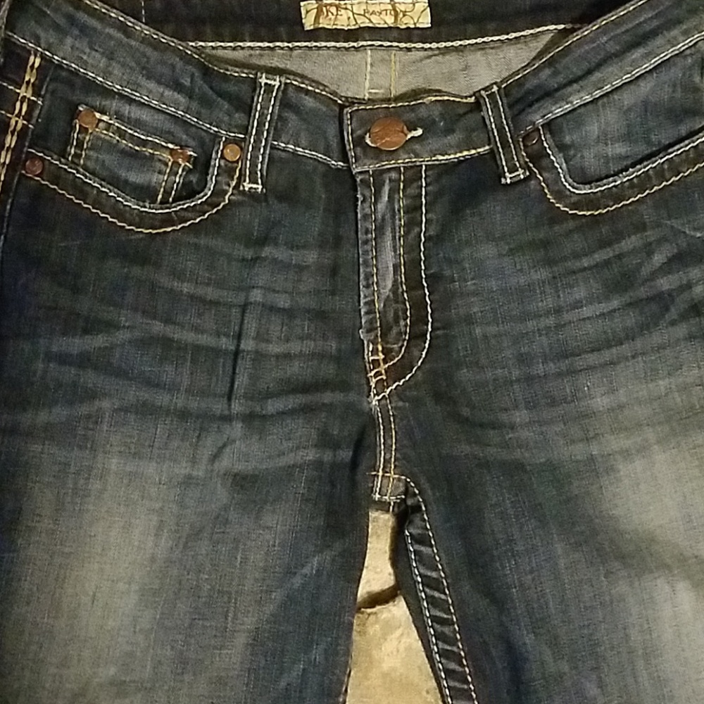Jeans - Picture 3 of 4